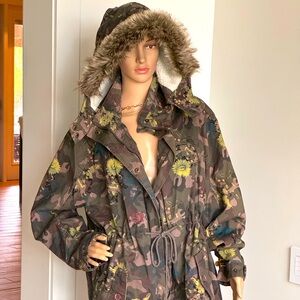 SIMPLY BE PLUS SIZE UTILITY JACKET (22)